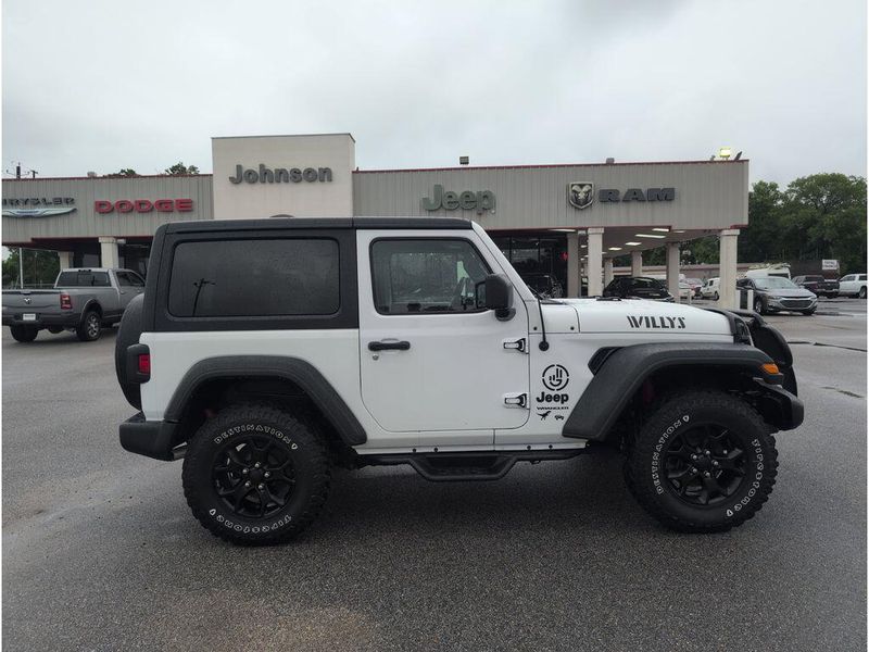 2021 Jeep Wrangler WillysImage 6