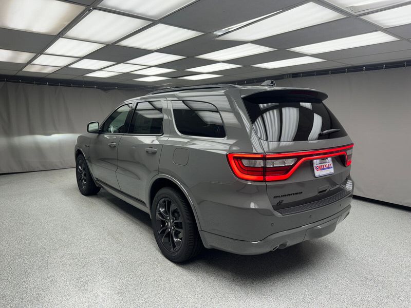 2025 Dodge Durango R/T Plus AwdImage 2