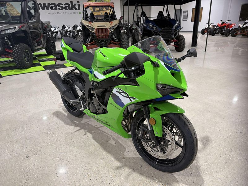 New 2026 Kawasaki NINJA ZX-6R Image 11