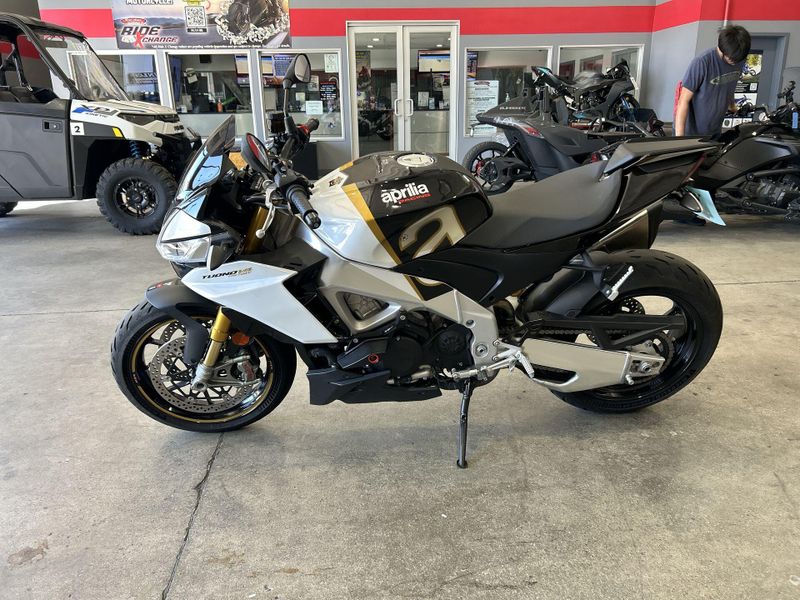 Used 2024 Aprilia TUONO V4 FACTORY 1100 Image 22