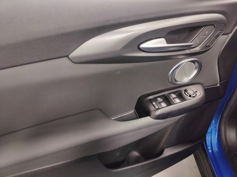 Used 2024 Alfa Romeo Tonale Ti eAWD Premium w/SunroofImage 28