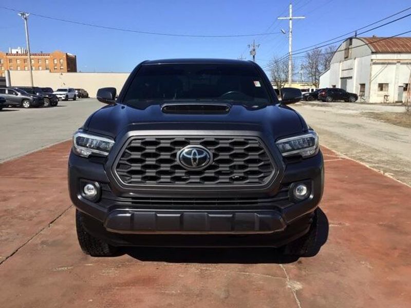 2022 Toyota Tacoma TRD SportImage 8