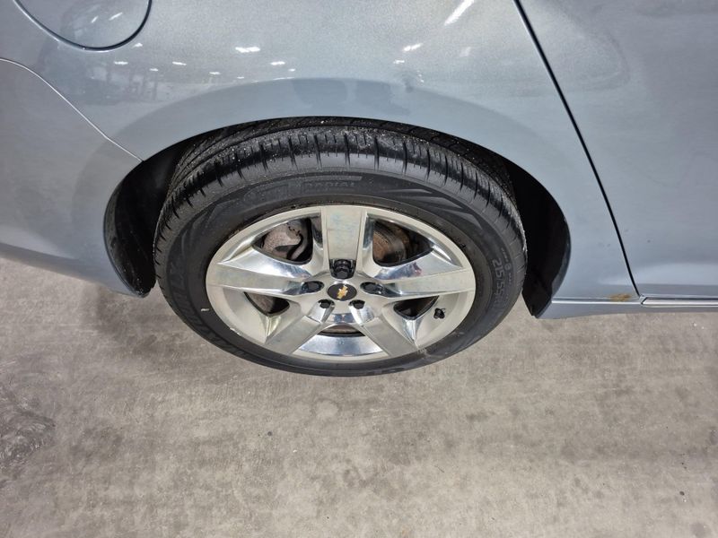 2009 Chevrolet Malibu LT w/1LTImage 6