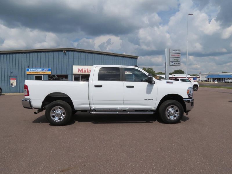 New 2024 RAM 2500 Big Horn 4x4 4dr Crew Cab 6.3 ft. SB PickupImage 1
