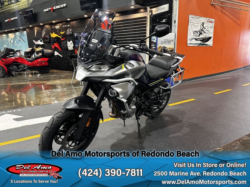 2023 CFMOTO CF800-5US  in a TWILIGHT BLUE exterior color. Del Amo Motorsports of Redondo Beach (424) 304-1660 delamomotorsports.com 