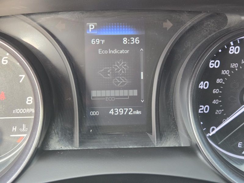 Used 2024 Toyota Camry SE Auto (Natl)