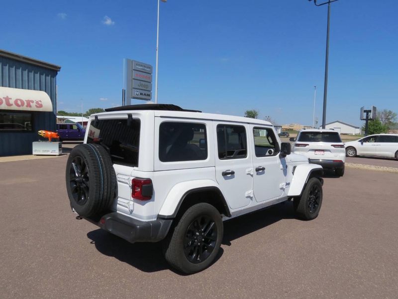 Used 2025 Jeep Wrangler 4xE Sahara 4x4 4dr SUVImage 4