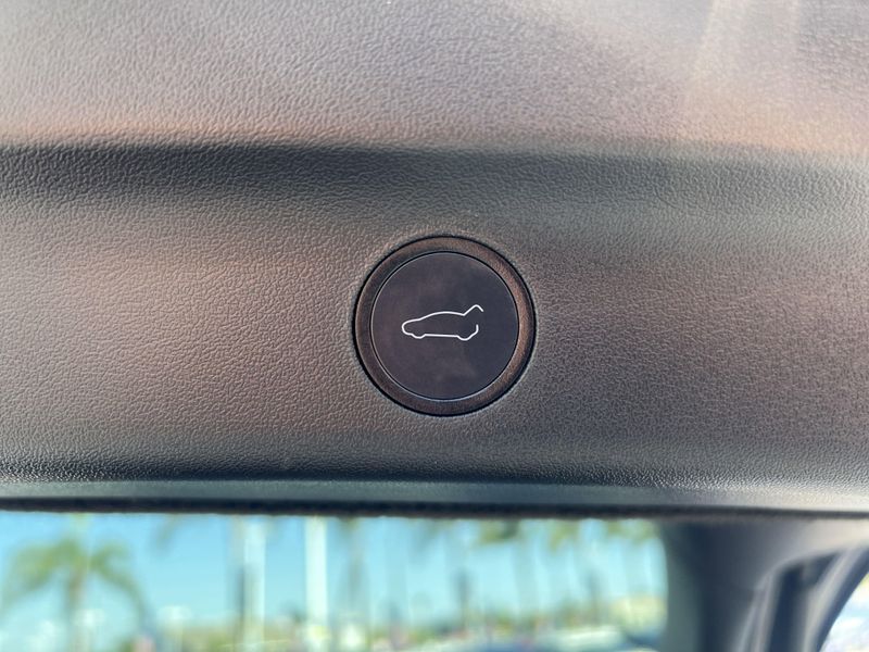 2021 Tesla Model Y Long RangeImage 22