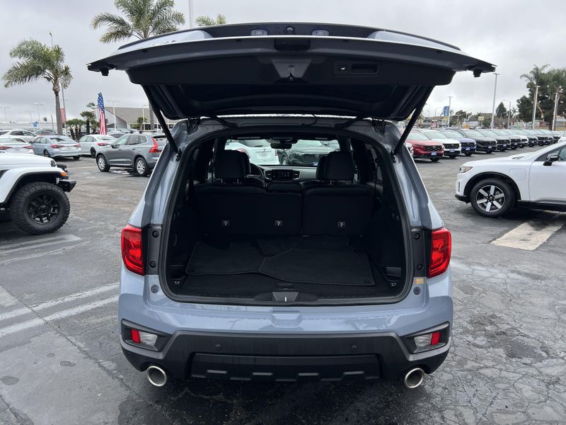 2025 Honda Passport EX-LImage 27