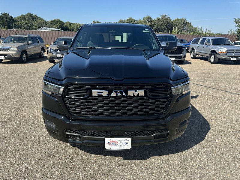 2025 RAM 1500 Big Horn Crew Cab 4x4 5