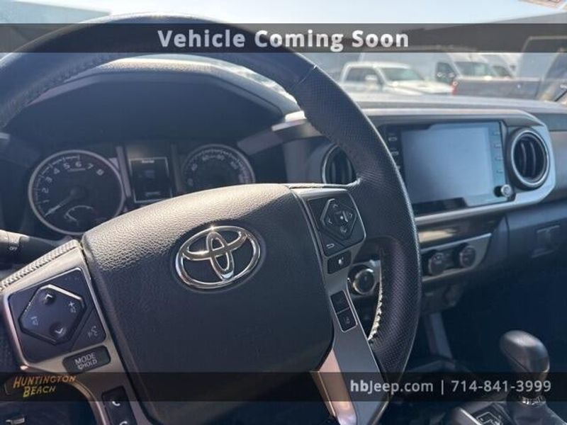 2022 Toyota Tacoma SR5Image 10