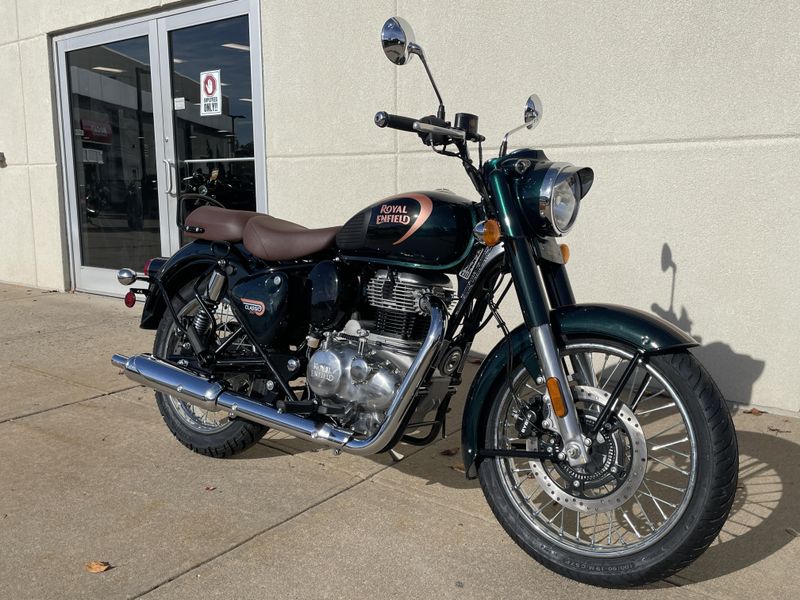 2024 Royal Enfield Classic 350Image 1