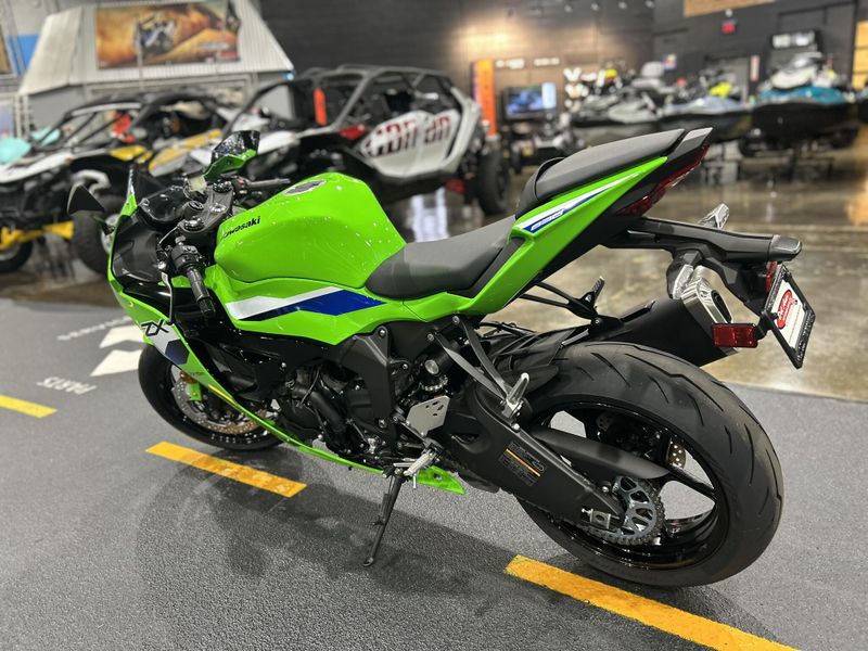 New 2026 Kawasaki NINJA ZX-6R Image 8