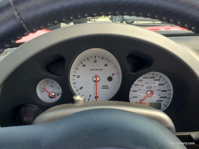 2003 Dodge Viper SRT-10Image 38