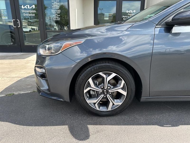 2019 Kia Forte LXSImage 11