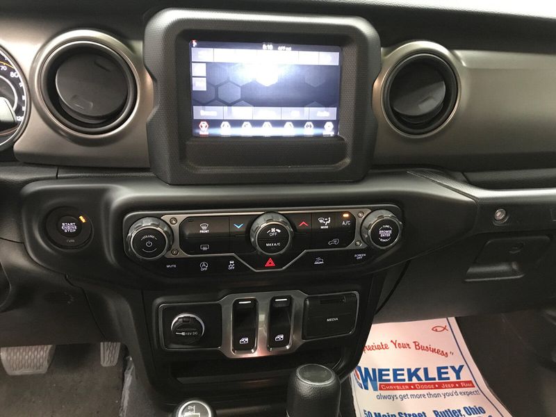 2022 Jeep Wrangler Sport SImage 8