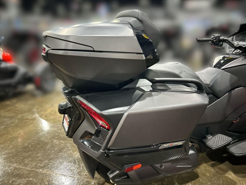 New 2026 Can-Am SPYDER RT LIMITED (SE6) Image 26