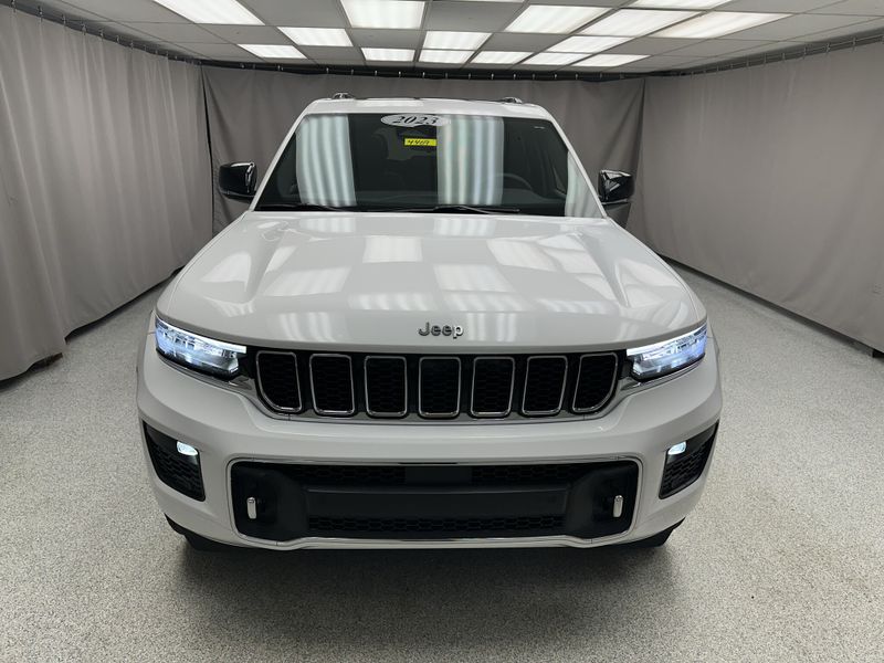 Used 2023 Jeep Grand Cherokee OverlandImage 27