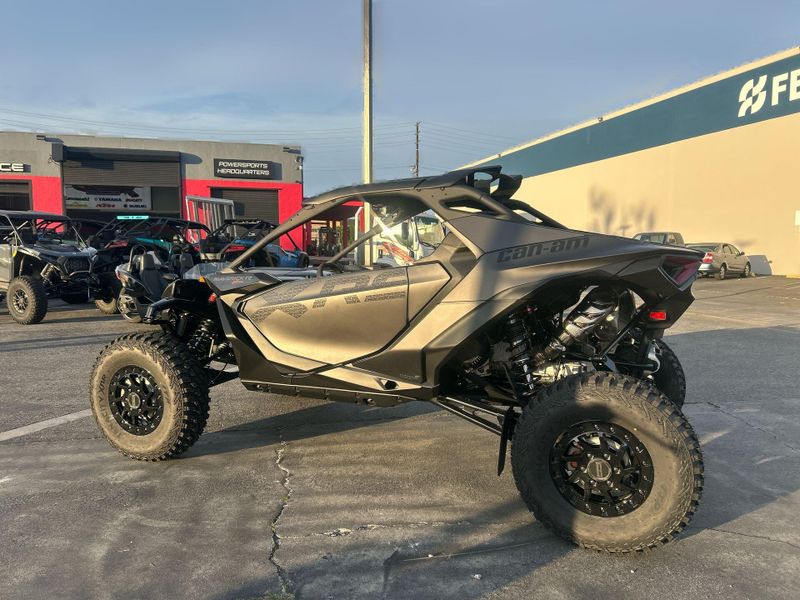 New 2026 Can-Am MAVERICK R X RS WITH SMART-SHOX 999T DCT Image 13