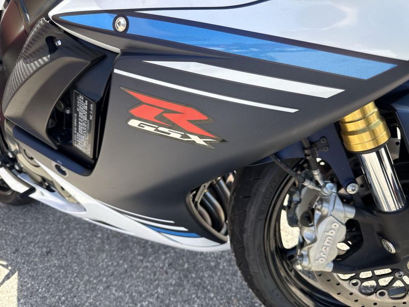 Used 2023 Suzuki GSX-R750 CA Image 12