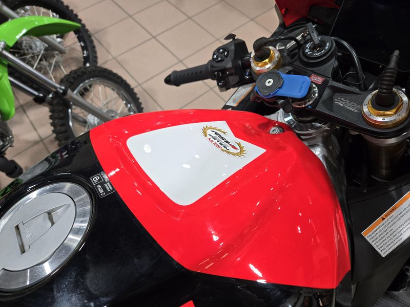 USED 2024 APRILIA RSV4 1100 Image 11