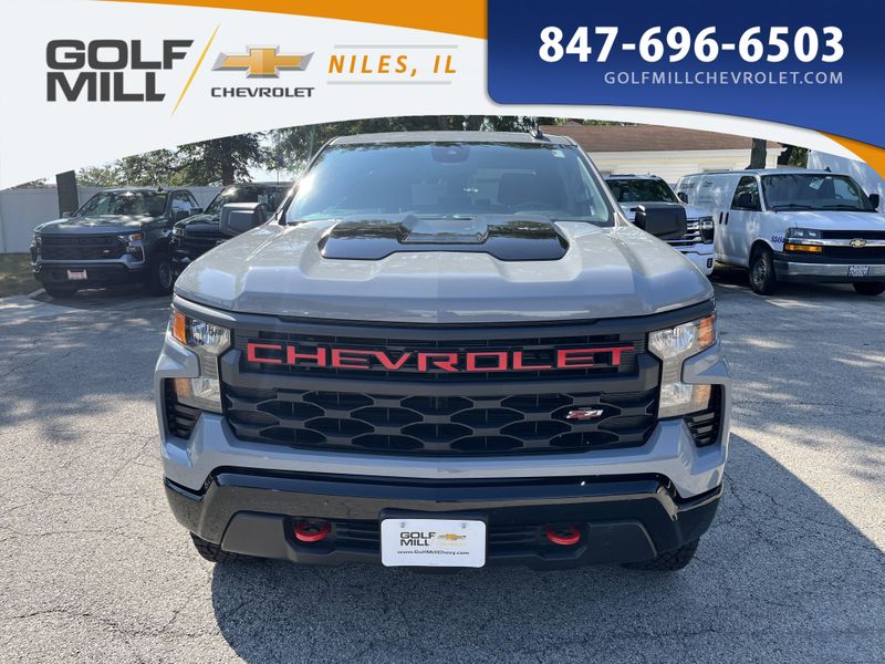2025 Chevrolet Silverado 1500 Custom Trail Boss photo 2