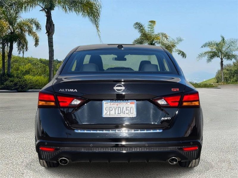 Used 2023 Nissan Altima 2.5 SR