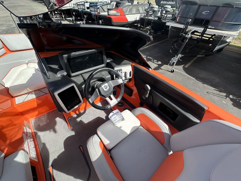 2021 MALIBU WAKESETTER 21 VLX Image 10