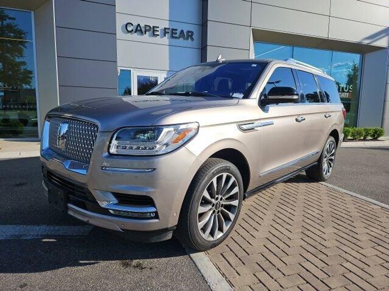 2018 Lincoln Navigator Select