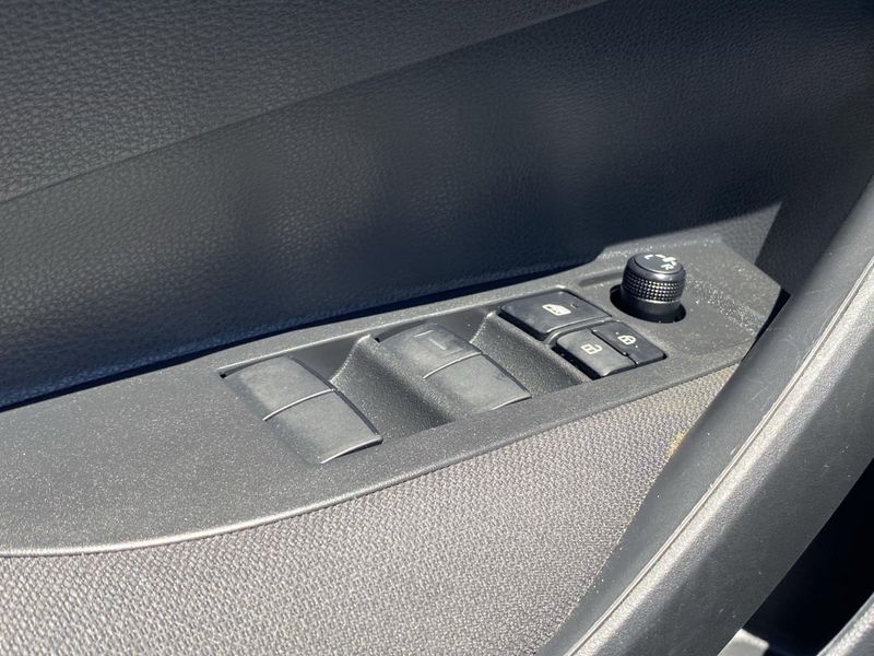 Used 2024 Toyota Corolla LEImage 17