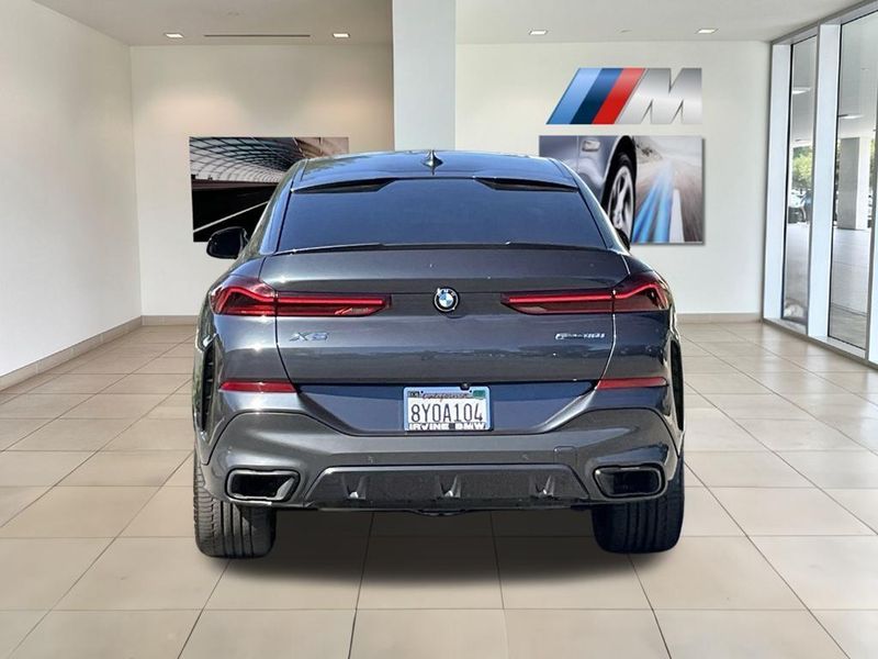 2022 BMW X6 xDrive40iImage 7