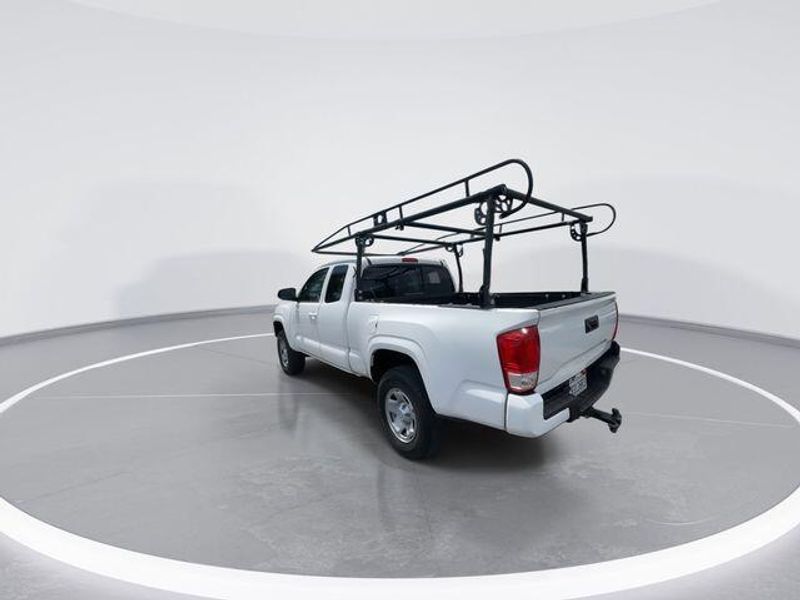 Used 2023 Toyota Tacoma SRImage 6