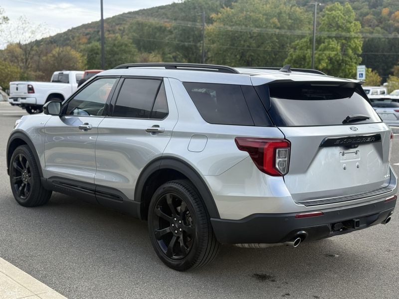 Used 2023 Ford Explorer St-line