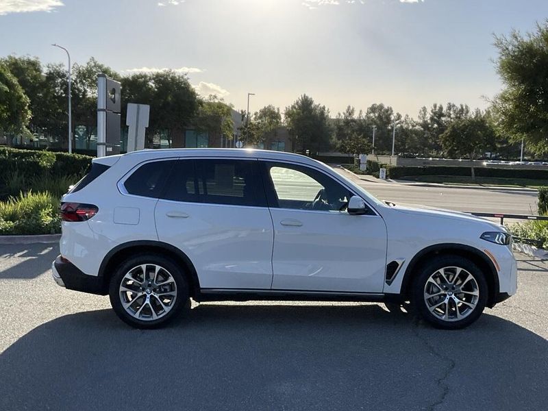 2024 BMW X5 sDrive40iImage 9