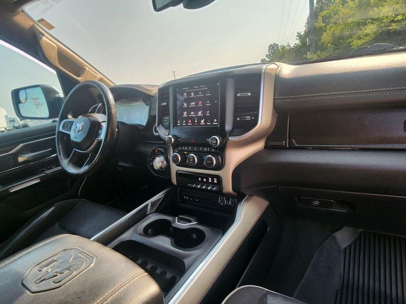 2019 RAM 1500 LaramieImage 31