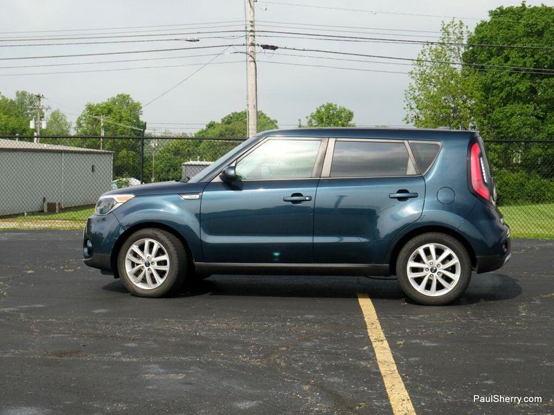 2017 Kia Soul +Image 9