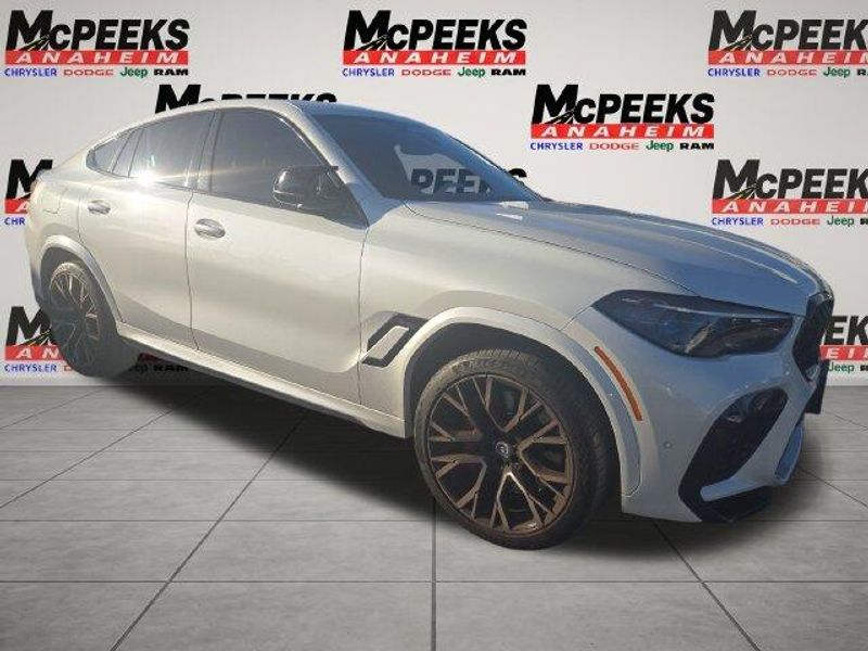 Used 2023 BMW X6 M BaseImage 7