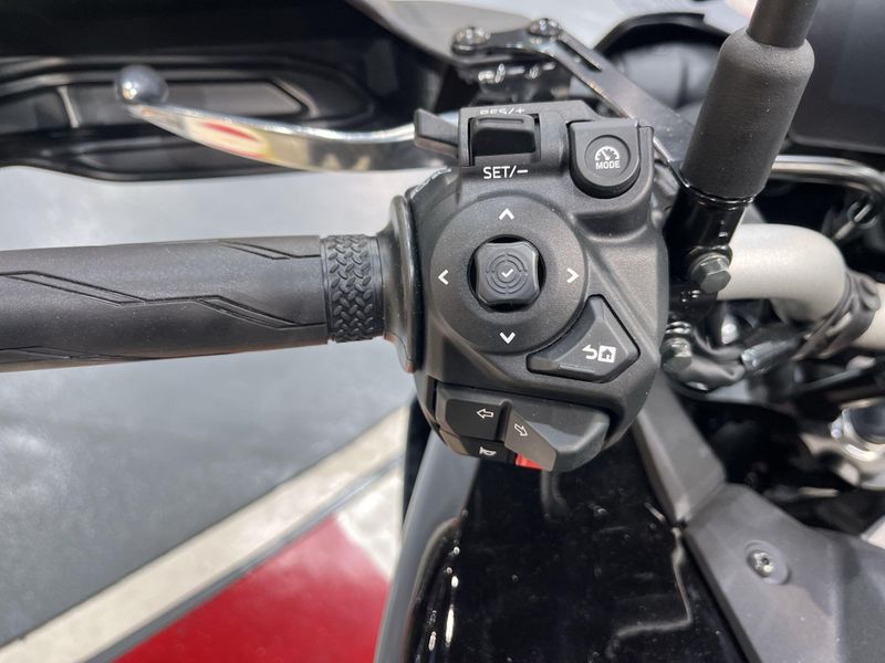 New 2026 Yamaha TRACER 9 Image 10