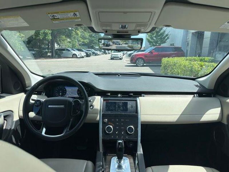 2020 Land Rover Discovery Sport SE