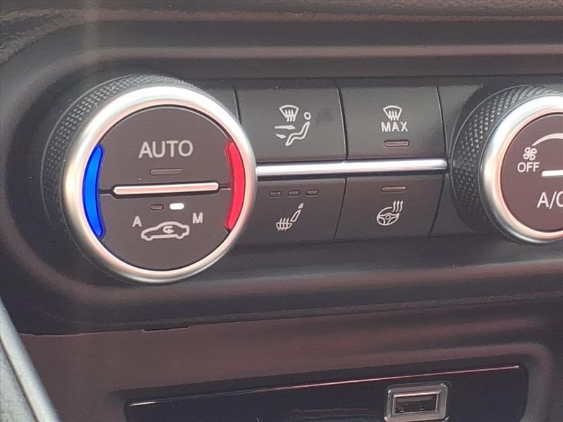 New 2025 Alfa Romeo Giulia VeloceImage 20