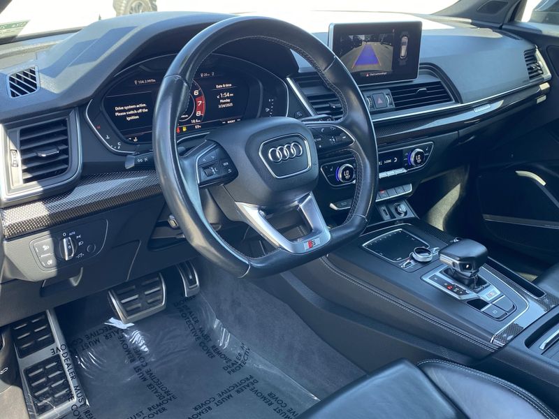 2020 Audi SQ5 3.0T Premium PlusImage 17