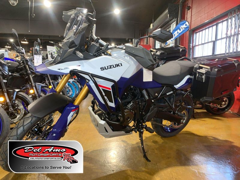 New 2025 Suzuki V-STROM 800DE ADVENTURE Image 1
