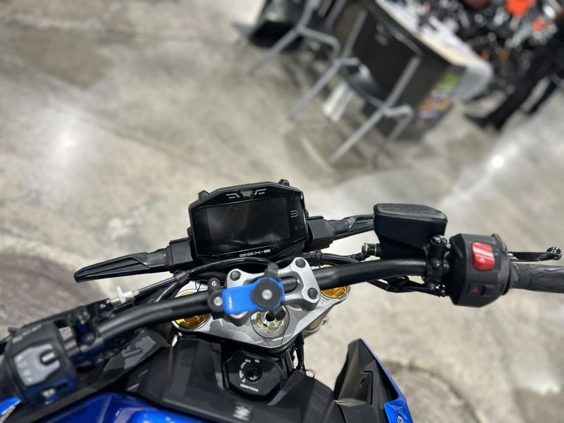 Used 2022 Suzuki GSX-S 1000 Image 11