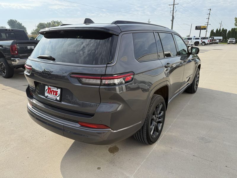 Used 2026 Jeep Grand Cherokee L Limited ReserveImage 37