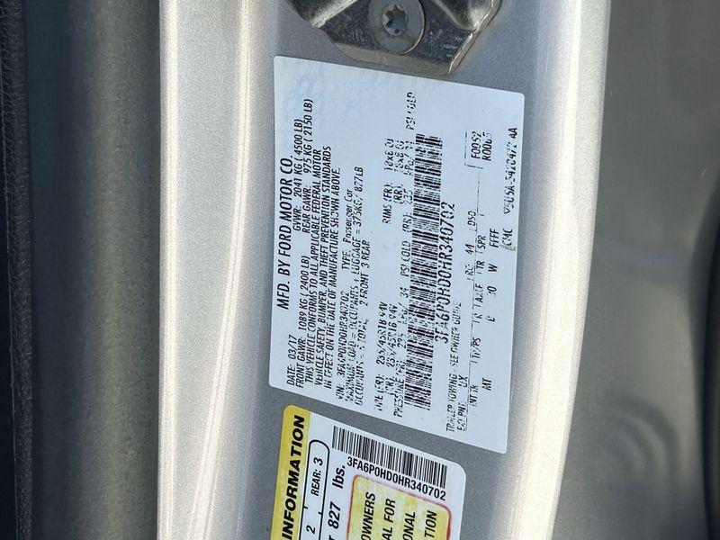Used 2017 Ford Fusion SEImage 33