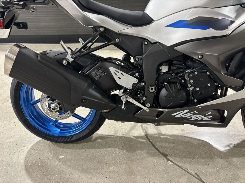 New 2027 Kawasaki NINJA ZX-6R ABS Image 21