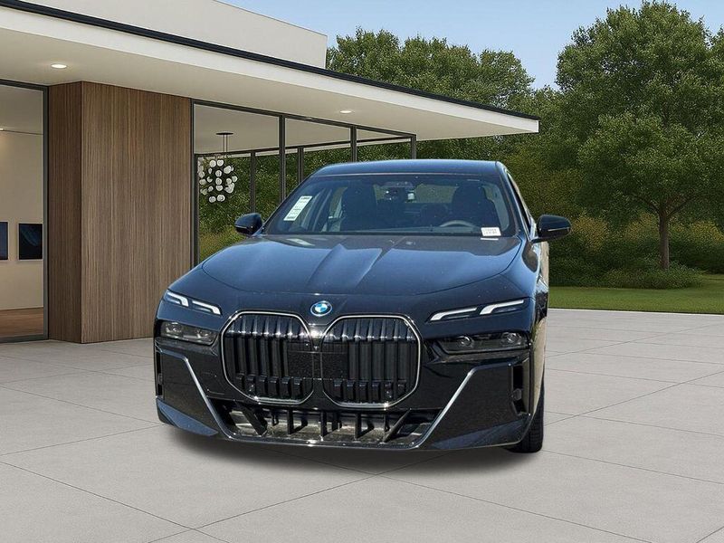 New 2026 BMW 7 Series 750e xDriveImage 3