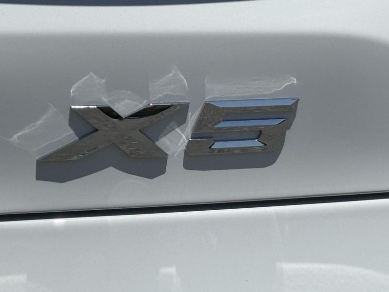 2025 BMW X5 xDrive40iImage 13