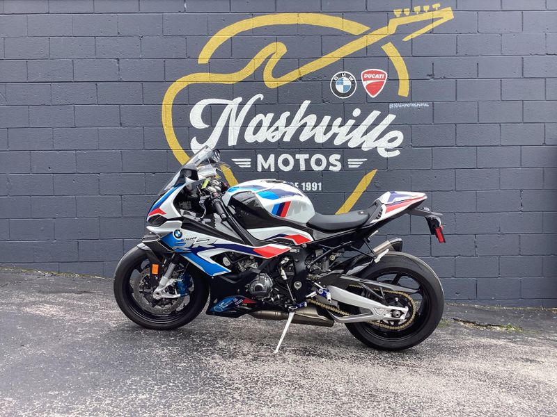 2022 BMW M 1000 RR 