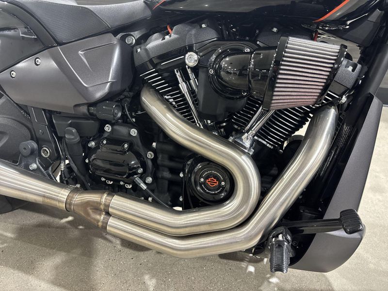 Used 2019 Harley-Davidson FXDR 114 Image 19